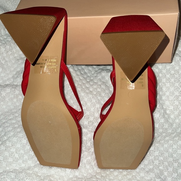 Lemonade Red Block Heels. - Picture 6 of 9